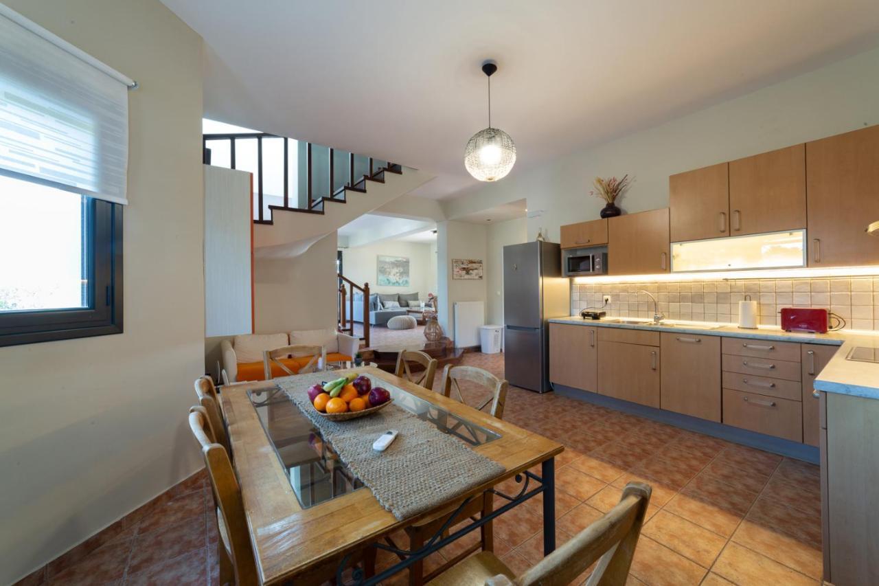 ליקסורי Villa Louke מראה חיצוני תמונה
