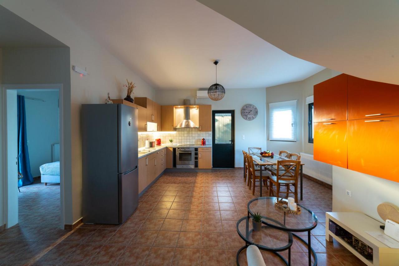 ליקסורי Villa Louke מראה חיצוני תמונה